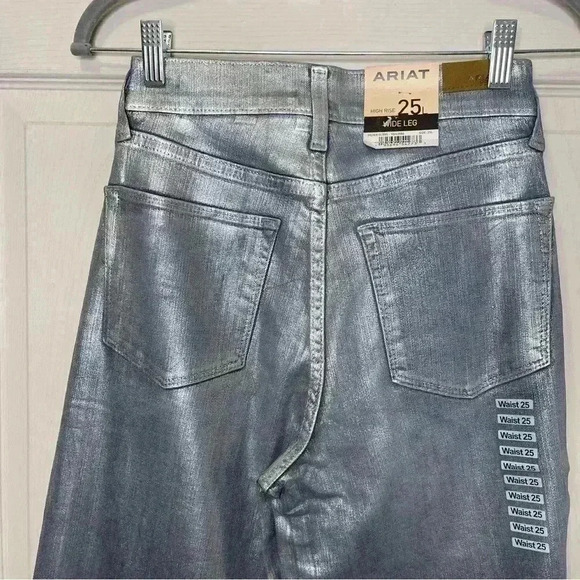 Ariat Women’s Ultra High Rise  Sliver Gloss Jazmine Wide Leg Jean - Picture 15 of 16